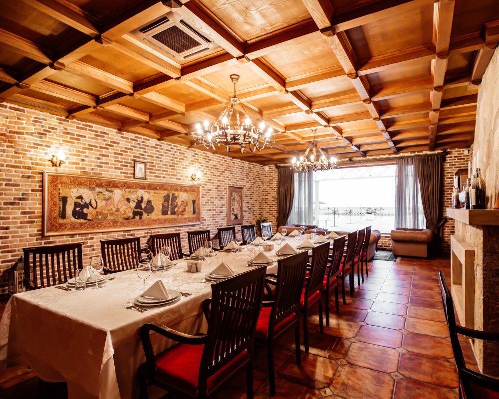 Top Hospitality Interior Design Trends in Bangalore for 2025: What Hotels and Cafes Must Know